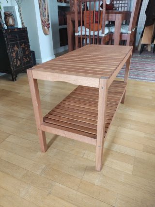Banco de Madera con Estante