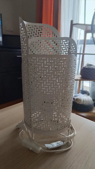 Lámpara de mesa IKEA NOLLPUNKT