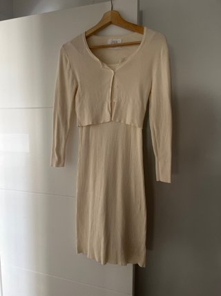 Vestido de punto Zara color crema Talla 11-12