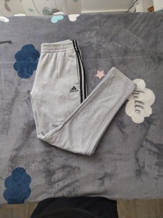Pantalón de chándal adidas gris