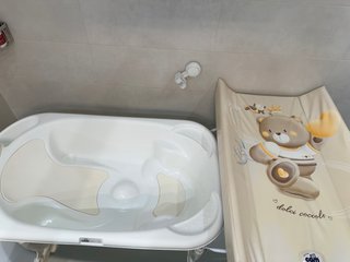 Bañera con Cambiador Cam idro con estructura