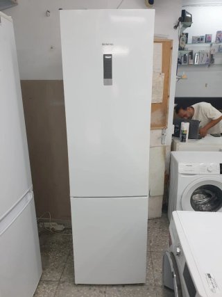 Nevera Siemens 2m x 60cm con garantía