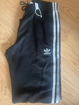 Pantalón Adidas Negro