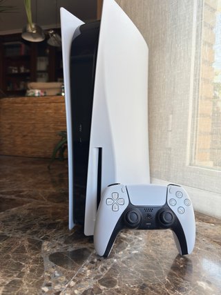 PS5 con lector de discos – Muy buen estado