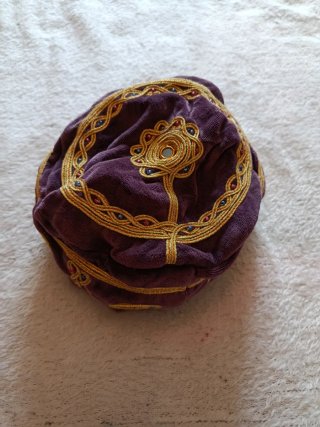 Gorro Árabe Morado con Bordados