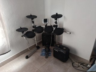 Batería Electrónica con Amplificador