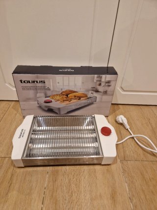 Tostadora Taurus Neptuno 900W