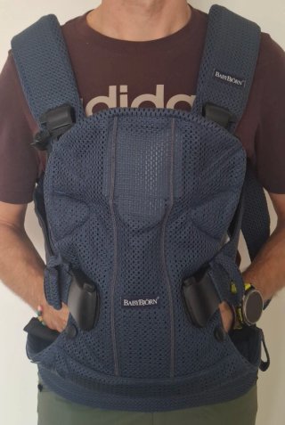 Mochila Portabebés BabyBjörn One Air Azul Marino.