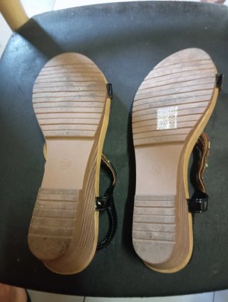 Sandalias con cuña talla 39