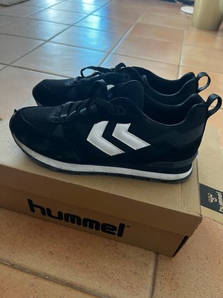 Zapatillas Hummel Negras talla 40