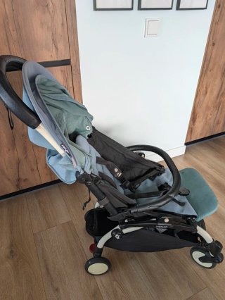 Carrito Babyzen YOYO con capazo y reposapiés