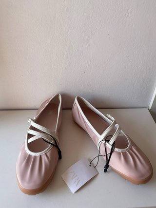 Bailarinas deportivas de satén Zara