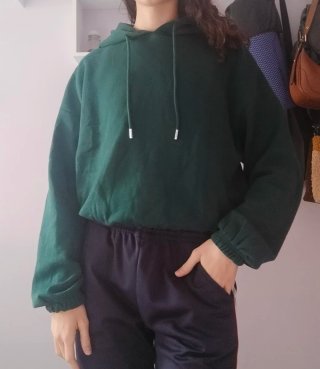 Sudadera Verde con Capucha