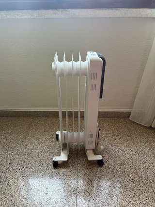 Radiador Eléctrico de Aceite Blanco