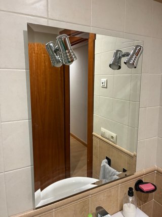 Espejo de Baño con Apliques