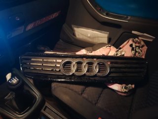 Parrilla Delantera Audi A3 8L