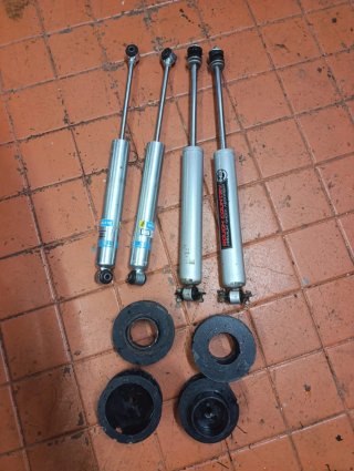 Kit de Suspensión 2 Jeep Grand Cherokee WJ