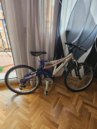 Bicicleta de Montaña Doble Suspensión