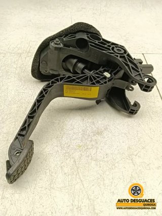 Pedal embrague Ford Fiesta (CNN)(2012->)