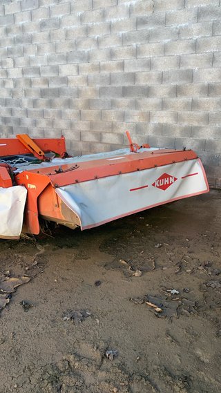 Segadora Acondicionadora Kuhn FC 243