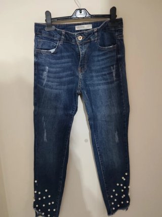 Vaqueros Zara Azules con Perlas Talla M