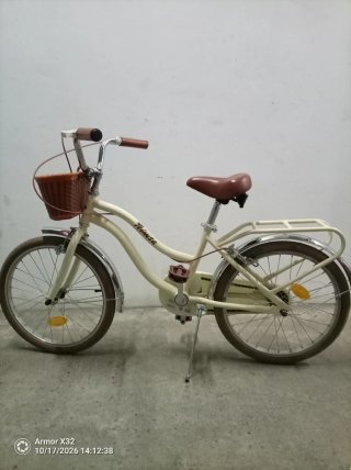 Bicicleta de paseo para niña