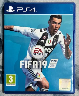 FIFA 19 (PlayStation 4)