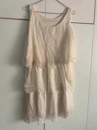 Vestido de gasa a capas
