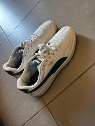 Zapatillas Puma Blancas y Verdes