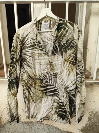 Camisa Zara Estampada Talla L