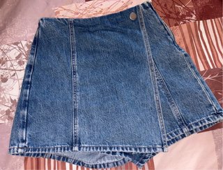 Falda pantalón vaquera Stradivarius