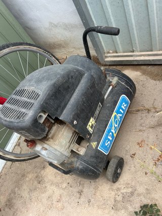 Compresor de aire ESTROPEADO