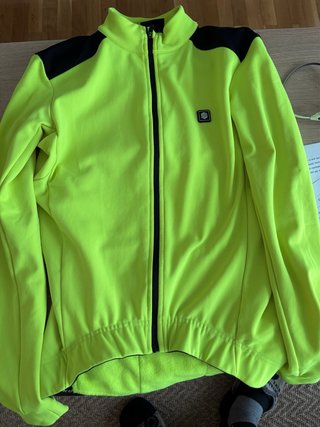 Se vende maillot siroko