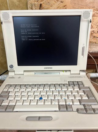 Portátil Vintage Compaq LTE 5280