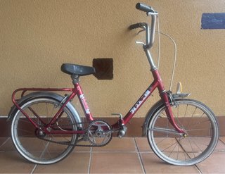 Bicicleta Clásica Infantil Roja.