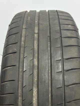 Neumático Michelin Pilot Sport 4 225/45 R17