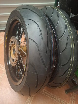 Neumáticos Supermotard