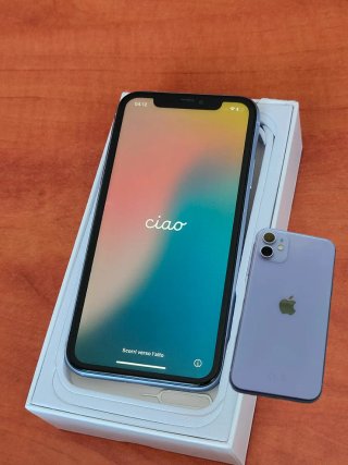 iPhone 11 128GB lilla + pellicole in vetro