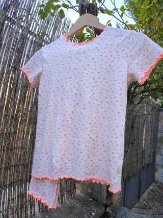 Pijama Zara XS floral naranja neón
