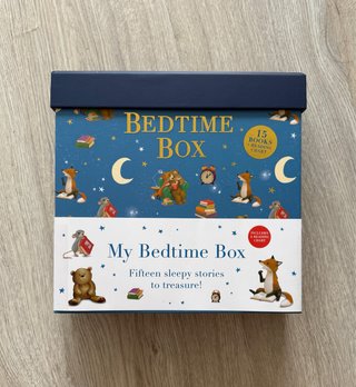 Caja de 15 cuentos en inglés.