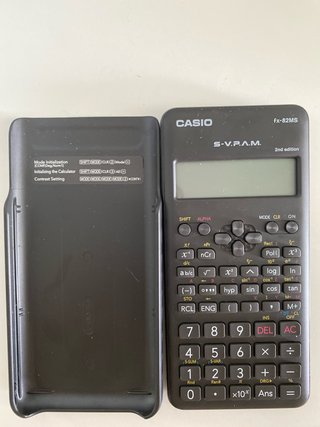 Calculadora Científica Casio fx-82MS