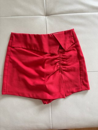 Falda pantalón roja Bershka XS