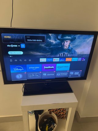 Televisor Samsung 43 pulgadas. Incluye fire stick