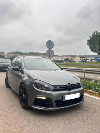 Volkswagen Golf R VI