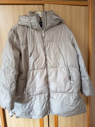 Abrigo de plumas Zara beige