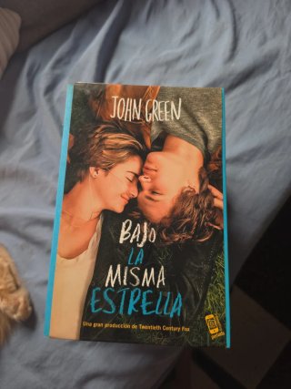 Bajo la misma estrella