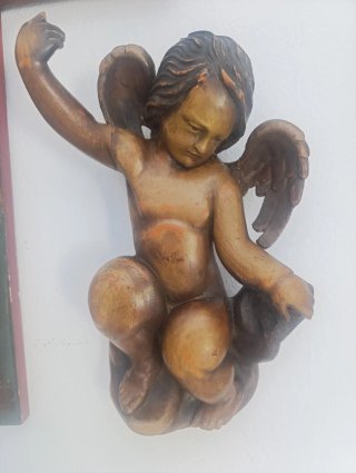 Coppia di antichi angeli in legno
