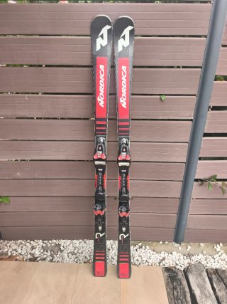 Esquís Nordica SLR 160cm
