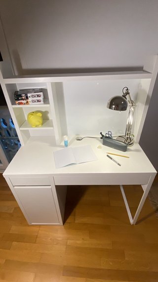 Escritorio Blanco con Estantería y Armario