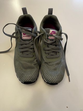 Zapatillas Nike MD Runner 2 Verde Talla 38